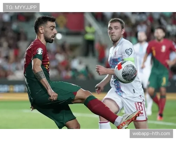 B费再展助攻才华,葡萄牙队状态回升强势展现进攻风格 B费再展助攻才华,葡萄牙队状态回升强势展现进攻风格