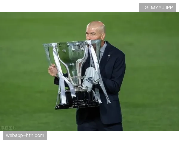 齐达内率队再创经典：战术大师状态回暖，续写辉煌篇章