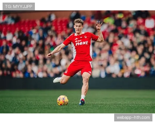 西汉姆联球队结构深度解析：重建与革新并举，未来发展方向引热议