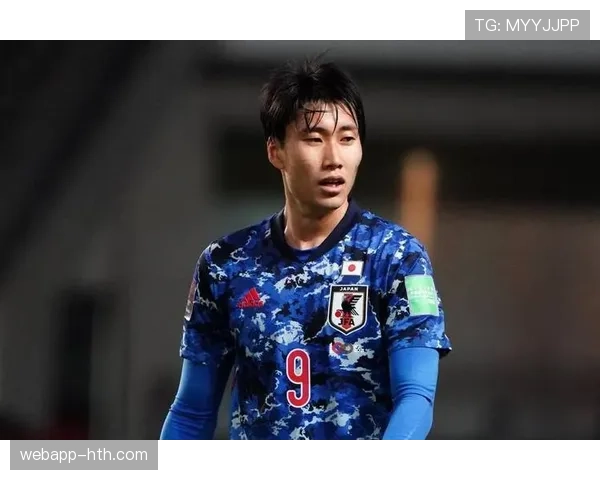镰田大地近期表现稳健,持续提升日本队中场竞争力 镰田大地近期表现稳健,持续提升日本队中场竞争力