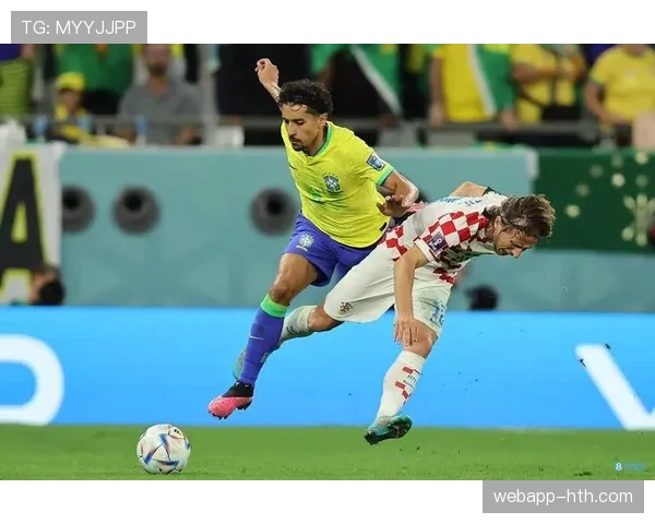 马尔基尼奥斯:对比阿劳霍——经验与身体对抗的不同路径