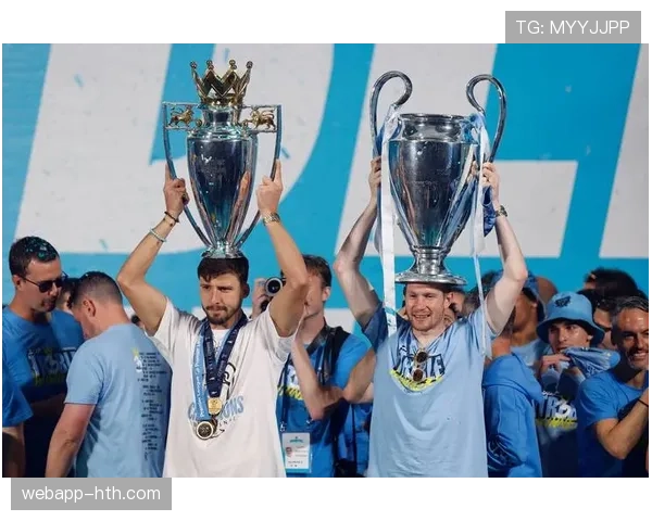 鲁本·迪亚斯:三冠王赛季防线核心成员