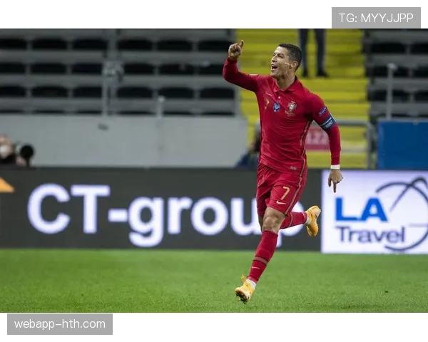 B费 vs 贝尔纳多·席尔瓦:葡萄牙中场核心的战术角色差异与适配性分析 B费 vs 贝尔纳多·席尔瓦:葡萄牙中场核心的战术角色差异与适配性分析